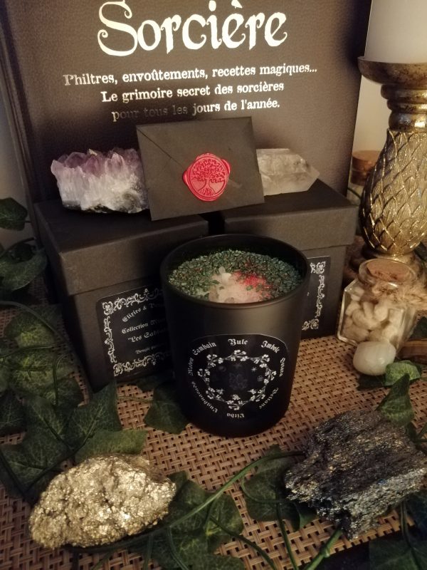 Bougie et Pierres Naturelles "Yule"
